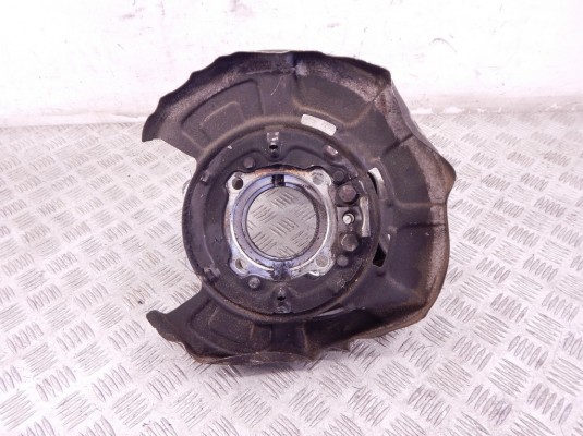 Ступица задняя правая BMW X5-series (E70) 33 32 6 879 102