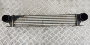 Интеркулер BMW 5-series (E39) 17 51 2 247 359 Интеркулер BMW 5-series (E39) 17 51 2 247 359