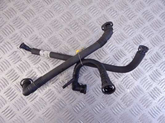 Патрубок вентиляции картера BMW X5-series (E53) 11 61 1 432 559