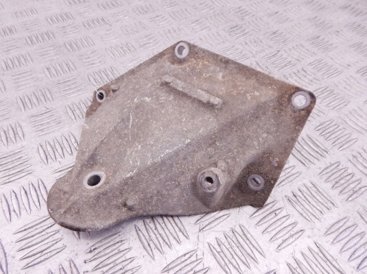 Кронштейн двигателя BMW 5-series (E60/61) 22 11 6 761 111 Кронштейн двигателя BMW 5-series (E60/61) 22 11 6 761 111