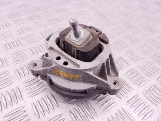 Подушка крепления двигателя BMW 3-series (F30/31) 22 11 6 787 657