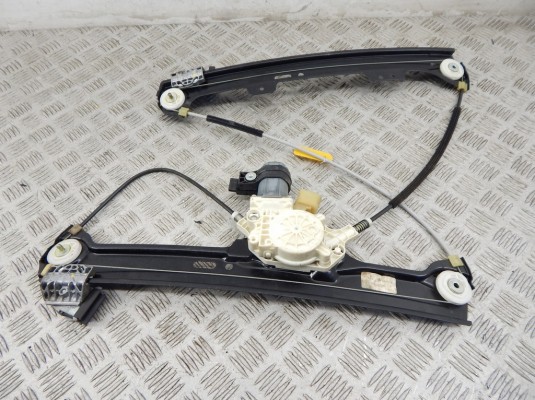 Стеклоподъемник электрический передний правый BMW 5-series (E60/61) 51 33 7 184 384