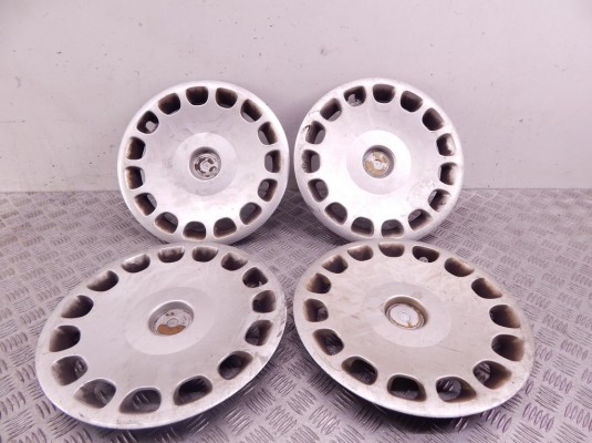 Колпак колесный BMW 5-series (E39) 36 13 1 093 324