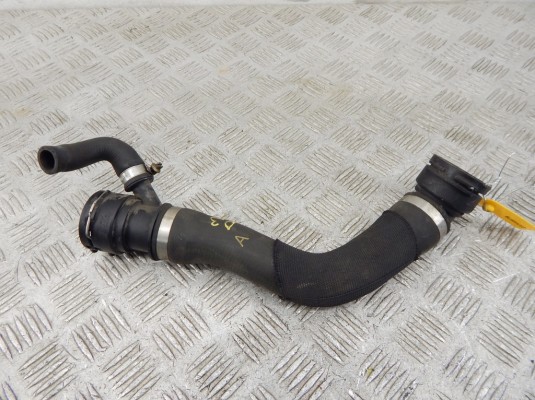 Патрубок радиатора BMW 5-series (E60/61) 17 12 7 795 262 Патрубок радиатора BMW 5-series (E60/61) 17 12 7 795 262