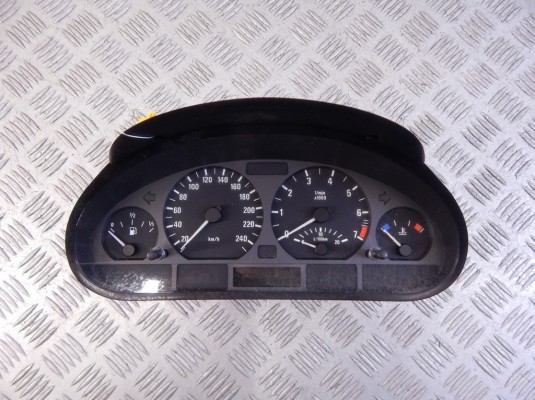 Щиток приборов (приборная панель) BMW 3-series (E46) 62 10 4 117 729
