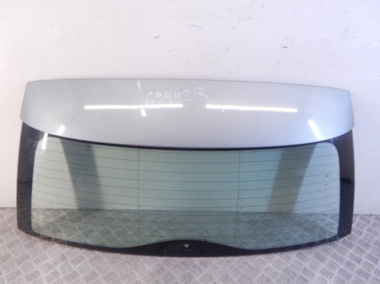 Стекло заднее BMW 3-series (E46) 51 31 8 255 292