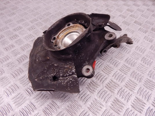 Ступица передняя левая BMW 5-series (E39) 31 21 1 092 853 Ступица передняя левая BMW 5-series (E39) 31 21 1 092 853