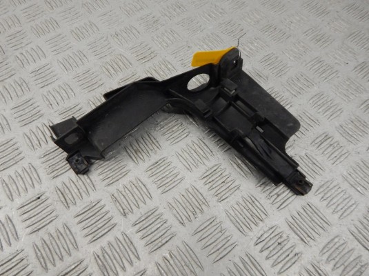 Крепление фары левой BMW 3-series (E46) 63 12 8 380 187