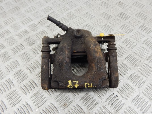 Суппорт передний левый BMW 1-series (E87) 34 11 6 774 681 Суппорт передний левый BMW 1-series (E87) 34 11 6 774 681