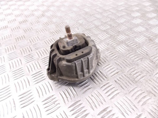 Подушка крепления двигателя BMW 3-series (E90/91/92)