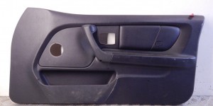 Обшивка двери передней правой (дверная карта) BMW 3-series (E36) 51 41 8 225 482