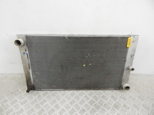 Радиатор (основной) BMW 7-series (E65/66) 17 11 7 795 138
