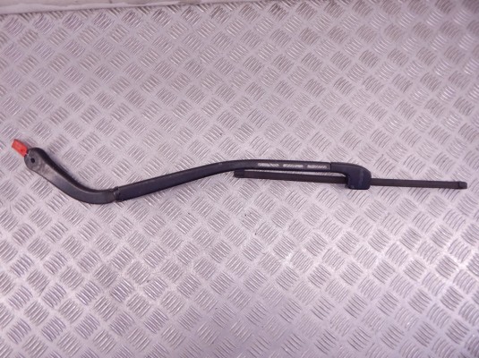 Щеткодержатель (поводок стеклоочистителя, дворник) BMW 3-series (E90/91/92) 61 61 7 171 641 Щеткодержатель (поводок стеклоочистителя, дворник) BMW 3-series (E90/91/92) 61 61 7 171 641