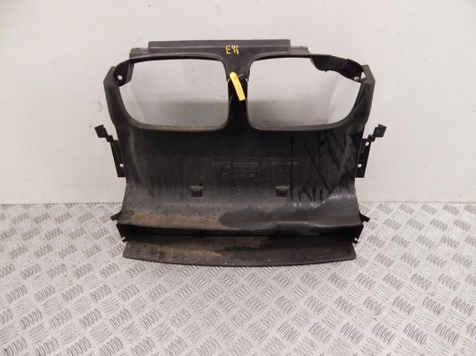 Воздухозаборник BMW 3-series (E46) 51 71 8 202 831