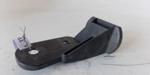 Кронштейн крепления бампера переднего BMW 3-series (E36) 51 11 8 122 577