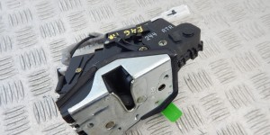 Замок двери передней правой BMW 3-series (E46) 51 21 7 011 244