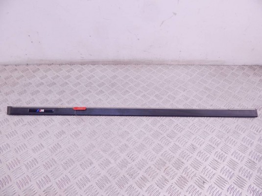 Молдинг двери передней левой BMW 5-series (E39) 51 13 8 159 295
