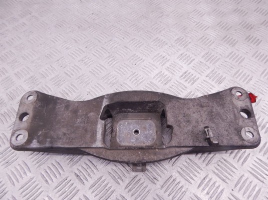 Кронштейн КПП BMW 5-series (E60/61) 22 31 6 769 634