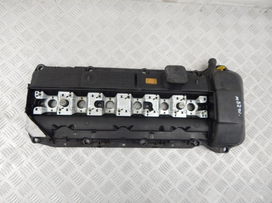 Клапанная крышка BMW 5-series (E39) 11 12 1 432 929