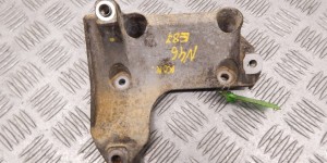 Кронштейн компрессора кондиционера BMW 1-series (E87) 64 55 7 505 980