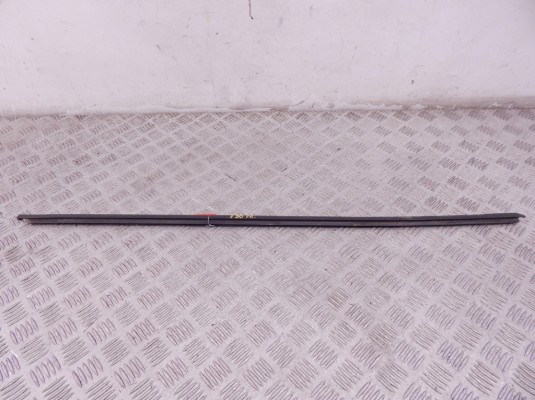 Молдинг стекла двери передней правой наружный BMW 3-series (E90/91/92) 51 33 7 060 236