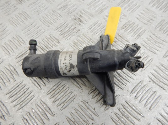 Форсунка омывателя фар BMW 5-series (E60/61) 61 67 7 038 416