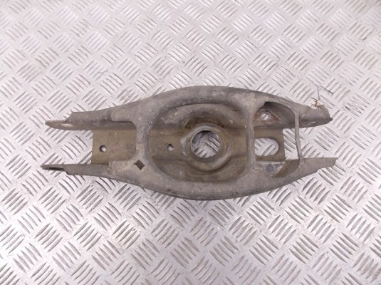 Рычаг задний правый BMW 3-series (E90/91/92)