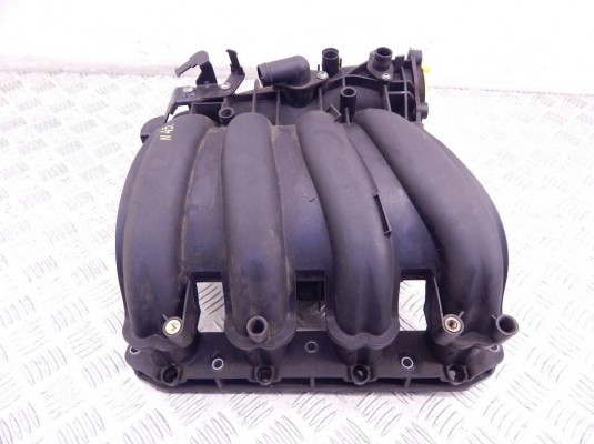 Коллектор впускной BMW 1-series (E87) 11 61 7 522 938