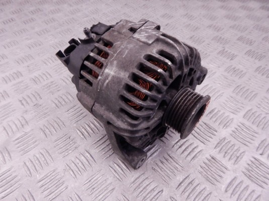 Генератор BMW 3-series (E90/91/92) 12 31 7 802 471 Генератор BMW 3-series (E90/91/92) 12 31 7 802 471
