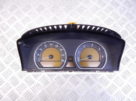 Щиток приборов (приборная панель) BMW 7-series (E65/66) 62 11 9 124 813