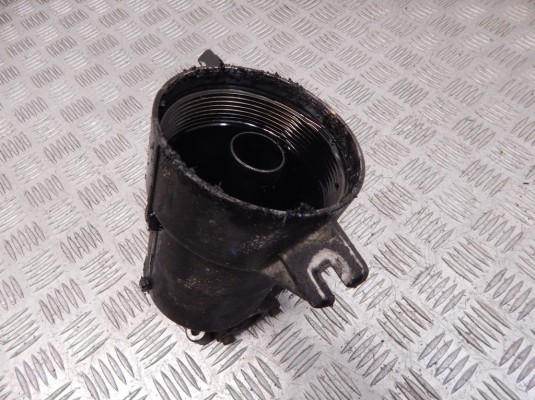 Корпус масляного фильтра BMW 5-series (E39) 11 42 2 246 395