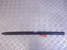 Молдинг стекла лобового BMW 7-series (E38) 51 31 8 125 889