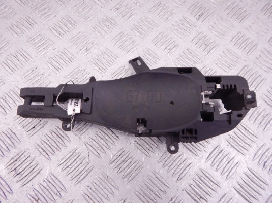 Скелет ручки наружной передней левой BMW X6-series (E71) 51 21 7 193 263 Скелет ручки наружной передней левой BMW X6-series (E71) 51 21 7 193 263