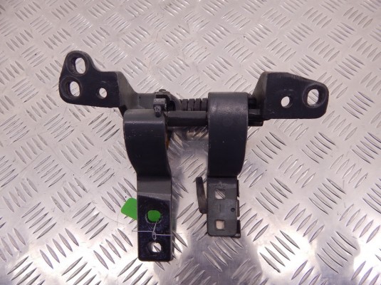 Петля крышки багажника BMW 5-series (E60/61) 41 62 7 210 668