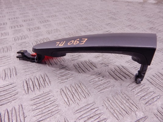 Ручка наружная передняя левая BMW 3-series (E90/91/92) 51 21 7 207 539