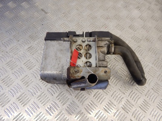 Автономный отопитель BMW 5-series (E39) 64 12 8 387 111