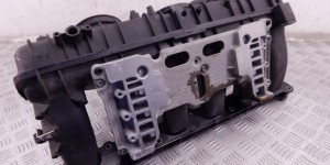 Коллектор впускной BMW 5-series (F10/11) 7581136 Коллектор впускной BMW 5-series (F10/11) 7581136