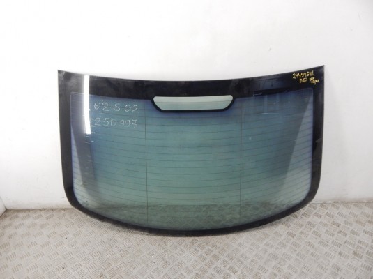 Стекло заднее BMW 5-series (E60/61) 51 31 7 027 080