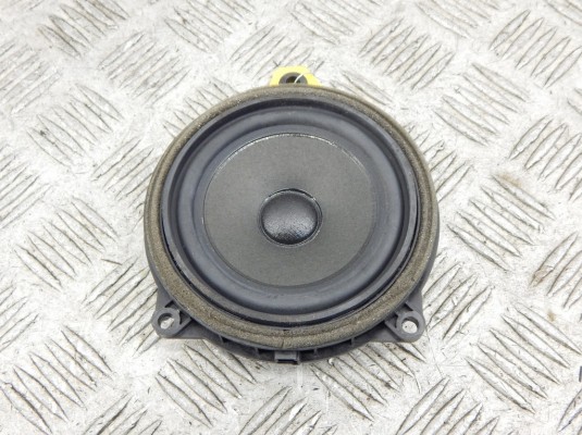 Динамик BMW X1-series (F48) 65 13 9 274 700 Динамик BMW X1-series (F48) 65 13 9 274 700