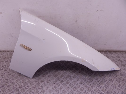 Крыло переднее правое BMW 3-series (E90/91/92) 41 35 7 133 228