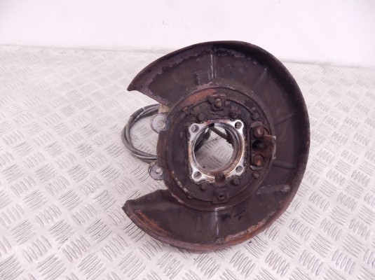 Ступица задняя правая BMW X5-series (E53) 33 32 1 095 240
