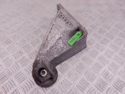 Кронштейн двигателя LAND-ROVER RANGE ROVER(2002-2005) 22 11 6 754 410 Кронштейн двигателя LAND-ROVER RANGE ROVER(2002-2005) 22 11 6 754 410