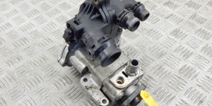 Насос гидроусилителя руля BMW 3-series (E46) 32 41 6 756 611 Насос гидроусилителя руля BMW 3-series (E46) 32 41 6 756 611