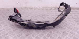 Крепление фары левой BMW 3-series (E90/91/92) 51 64 7 227 925