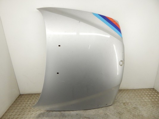 Капот BMW 5-series (E39)