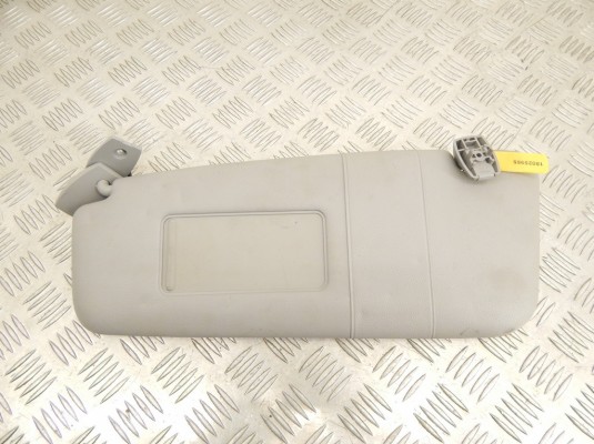 Козырек солнцезащитный BMW 5-series (E60/61) 51 16 7 066 649