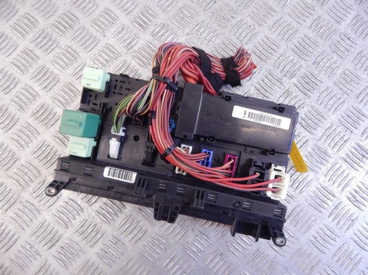 Блок предохранителей BMW X5-series (E53) 61 13 8 380 409