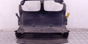 Воздухозаборник BMW 3-series (E46) 51 71 8 202 831 Воздухозаборник BMW 3-series (E46) 51 71 8 202 831