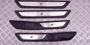 Накладка декоративная BMW 7-series (F01/02) 51 47 7 181 011 Накладка декоративная BMW 7-series (F01/02) 51 47 7 181 011