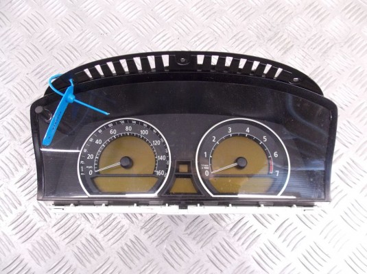 Щиток приборов (приборная панель) BMW 7-series (E65/66) 62 11 6 925 323